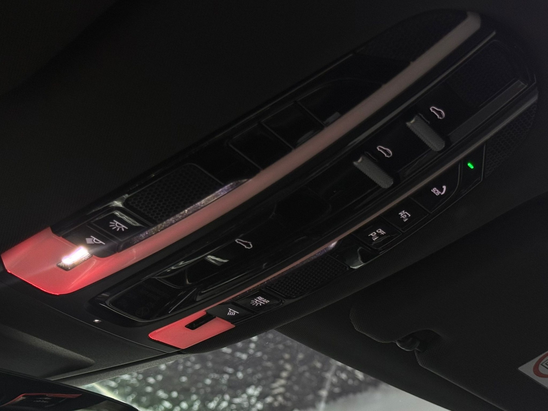 Porsche Panamera Panamera 2.9 4 E-Hybrid… usata a Cuneo - immagine 22