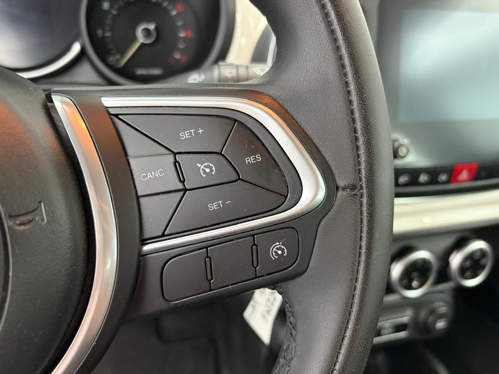 Fiat 500L 500L 1.3 Multijet 95 CV Cross usata a Cuneo - immagine 14