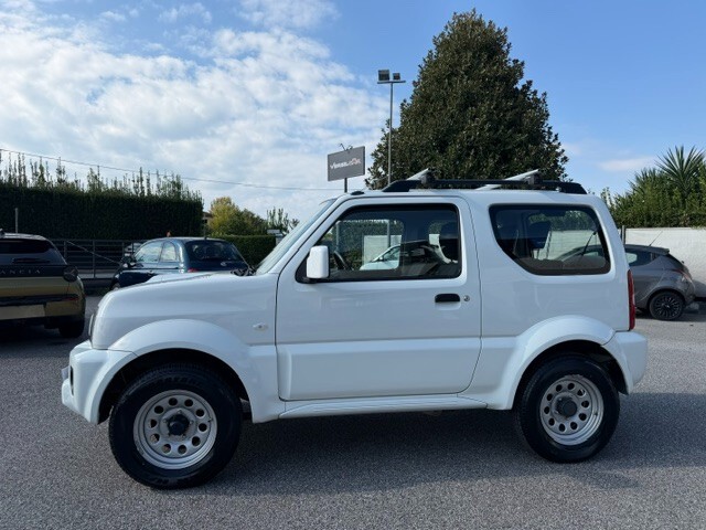 Suzuki Jimny 1.3 4WD Evolution ?>