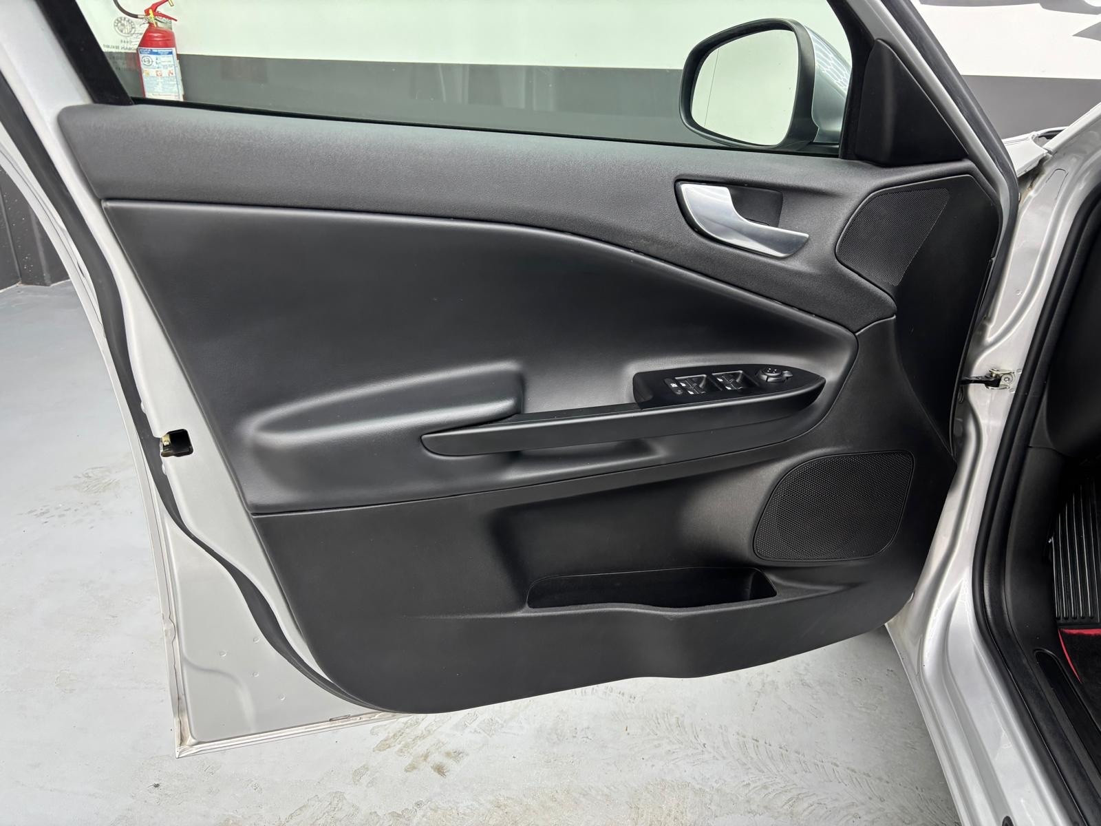 Alfa Romeo Giulietta Giulietta 1.6 JTDm T… usata a Cuneo - immagine 10