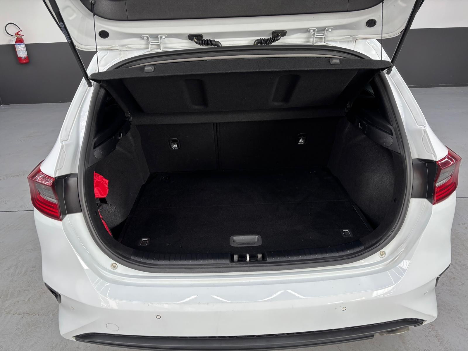 Kia Ceed Ceed 1.6 CRDi 136 CV 5p. Evoluti… usata a Cuneo - immagine 9
