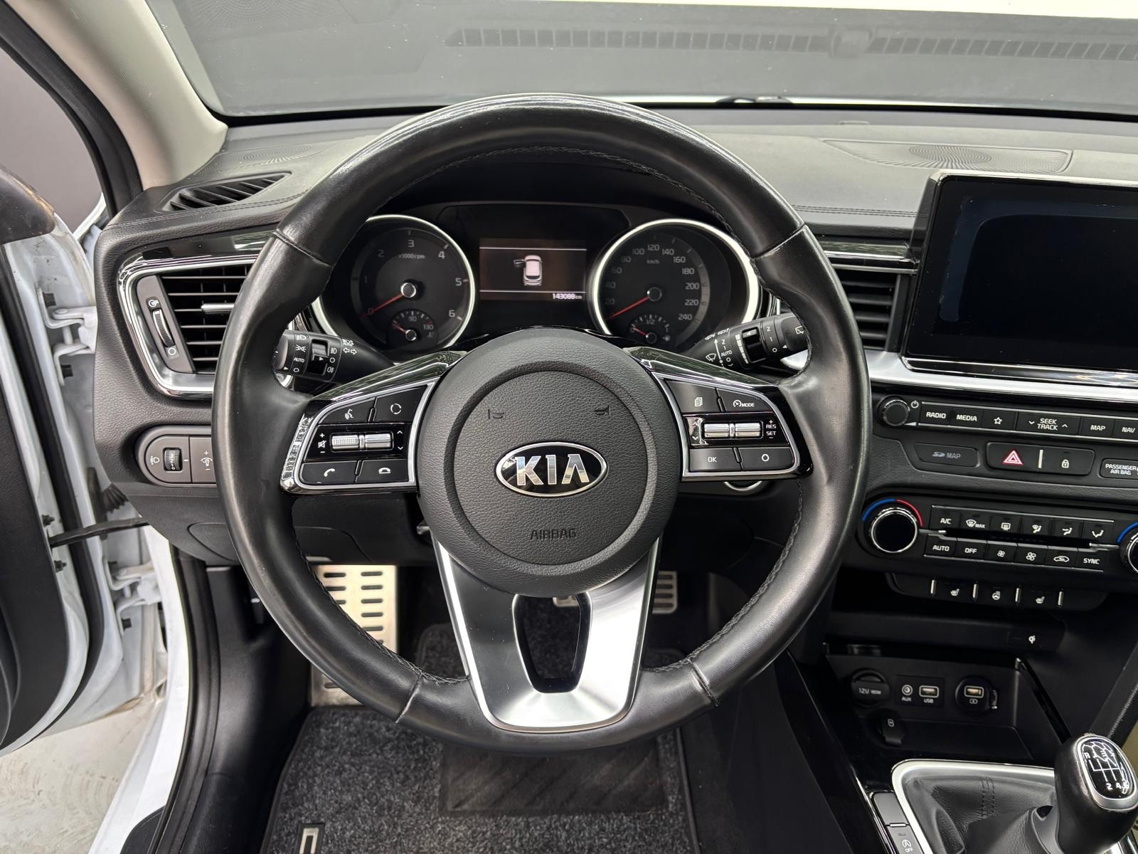 Kia Ceed Ceed 1.6 CRDi 136 CV 5p. Evoluti… usata a Cuneo - immagine 16