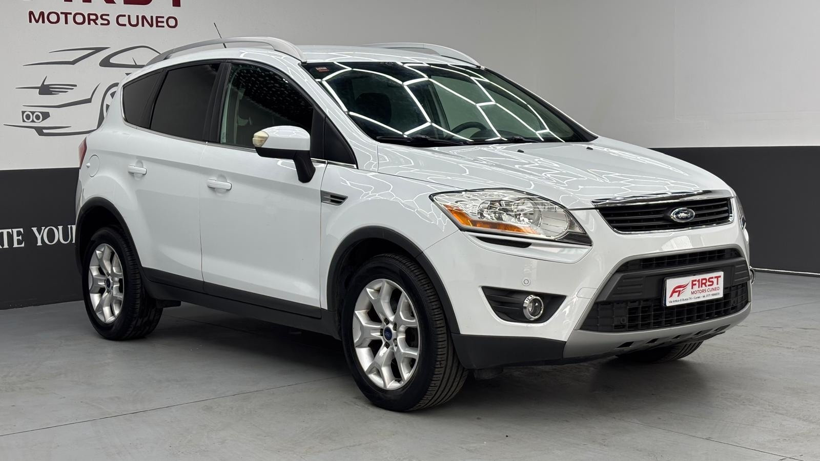 Ford Kuga Kuga 2.0 TDCi 163 CV 4WD Titani… usata a Cuneo - immagine 2