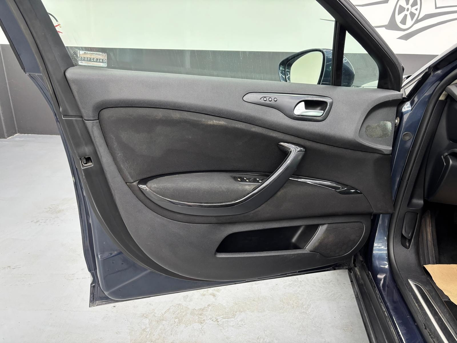 Citroen C5 C5 2.0 HDi 140 Executive usata a Cuneo - immagine 10