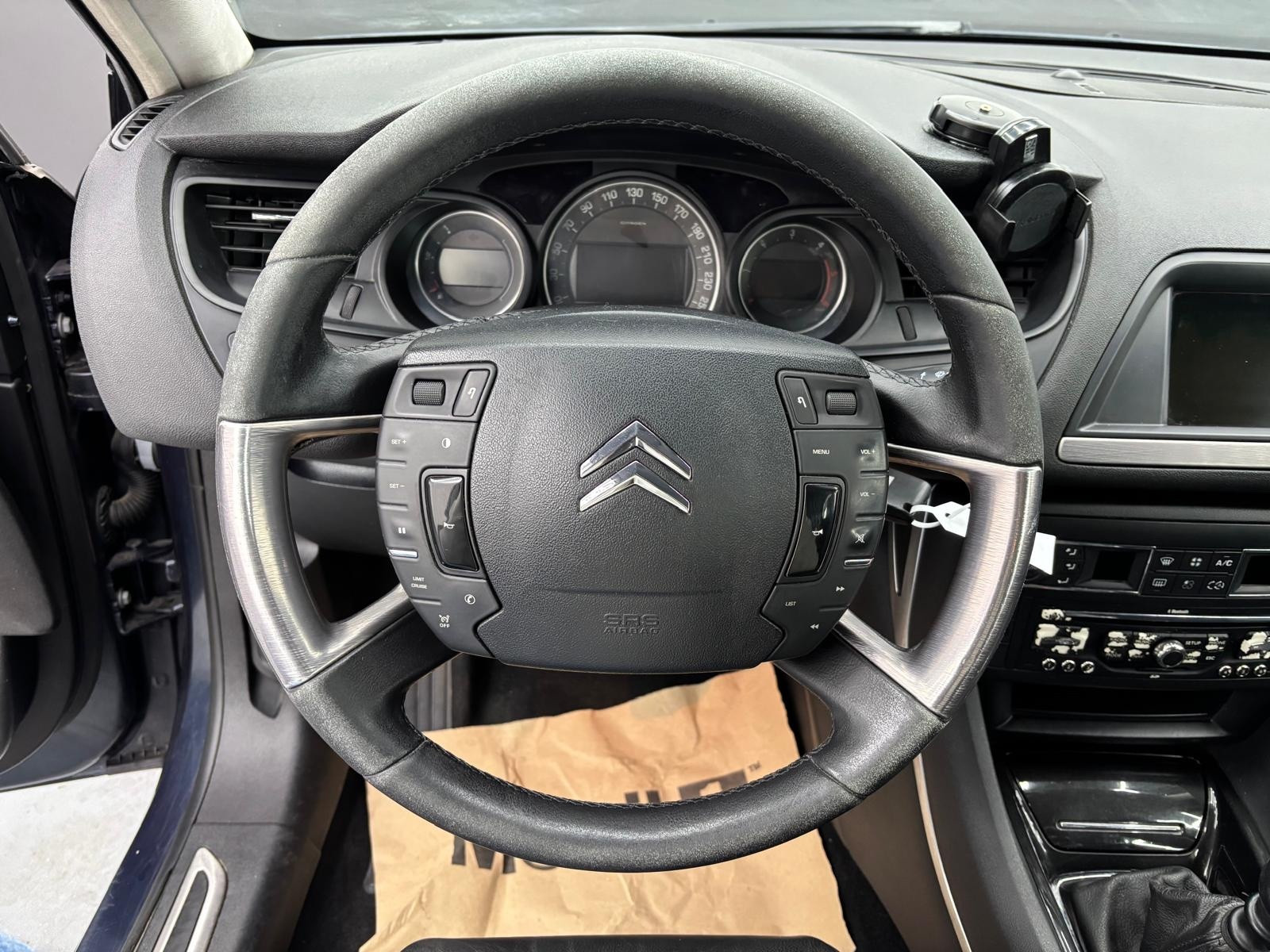 Citroen C5 C5 2.0 HDi 140 Executive usata a Cuneo - immagine 13