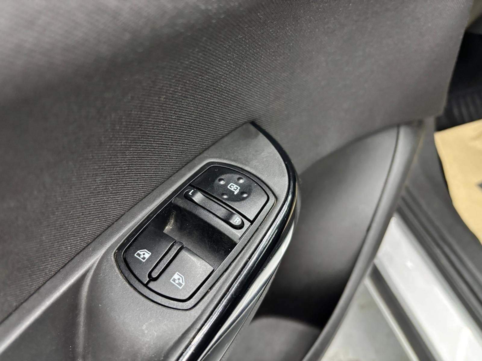 Opel Corsa CORSA 1.4 90CV GPL TECH COUPE… usata a Cuneo - immagine 10
