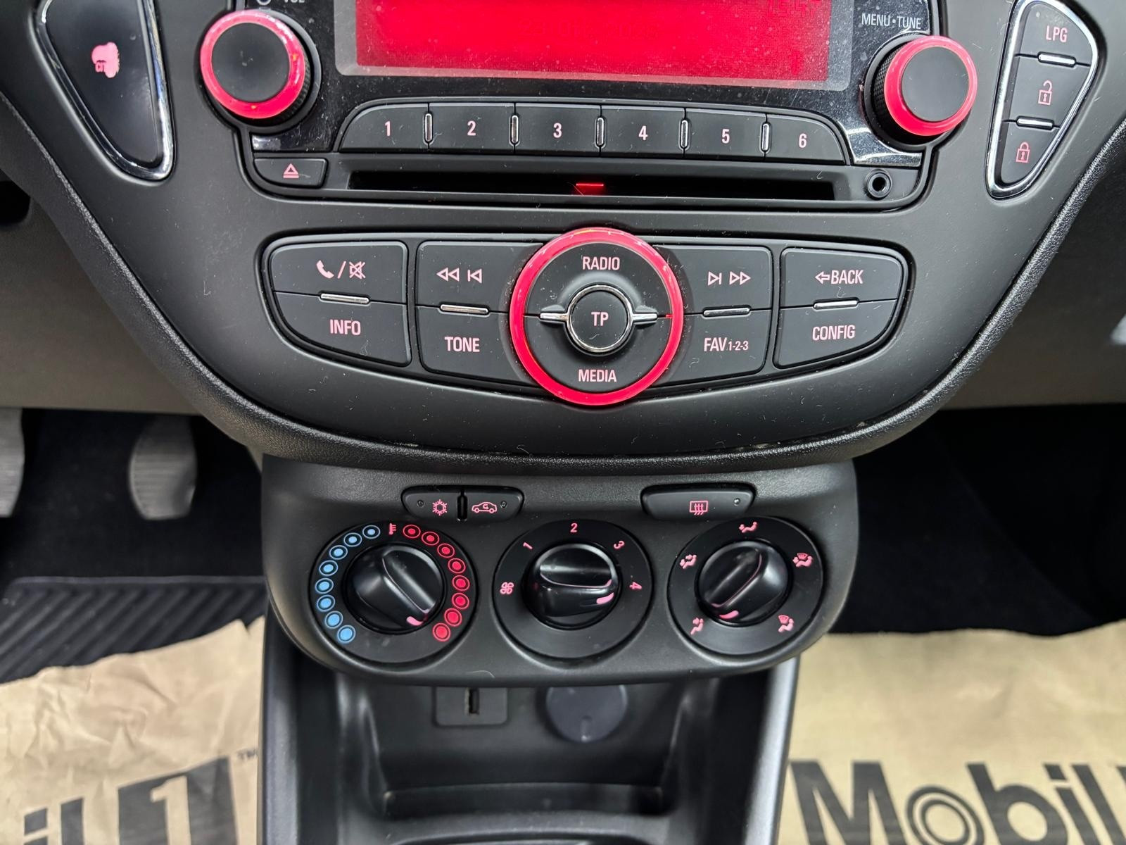 Opel Corsa CORSA 1.4 90CV GPL TECH COUPE… usata a Cuneo - immagine 16