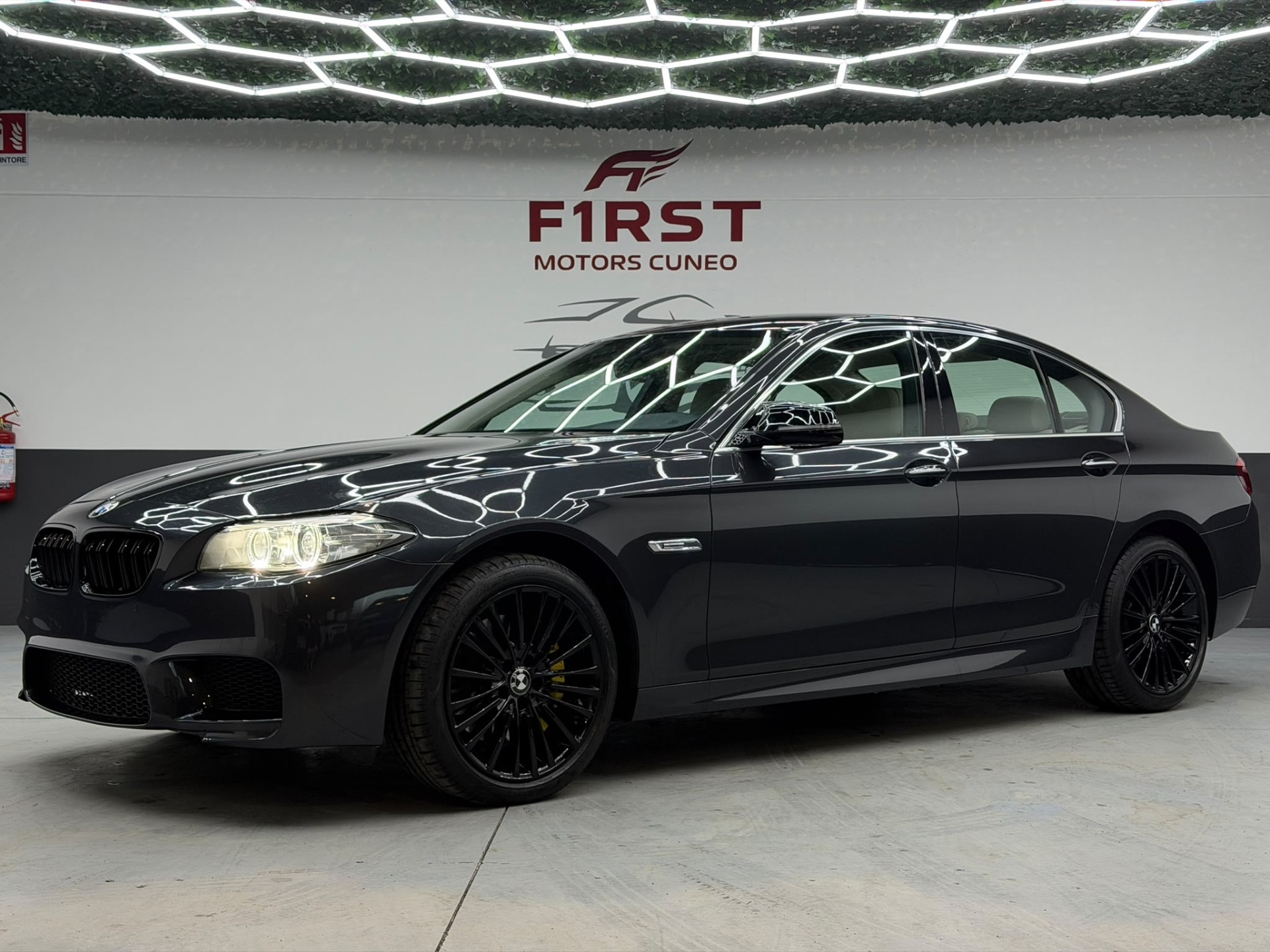 Bmw 535 535i xDrive Msport usata a Cuneo - immagine 1