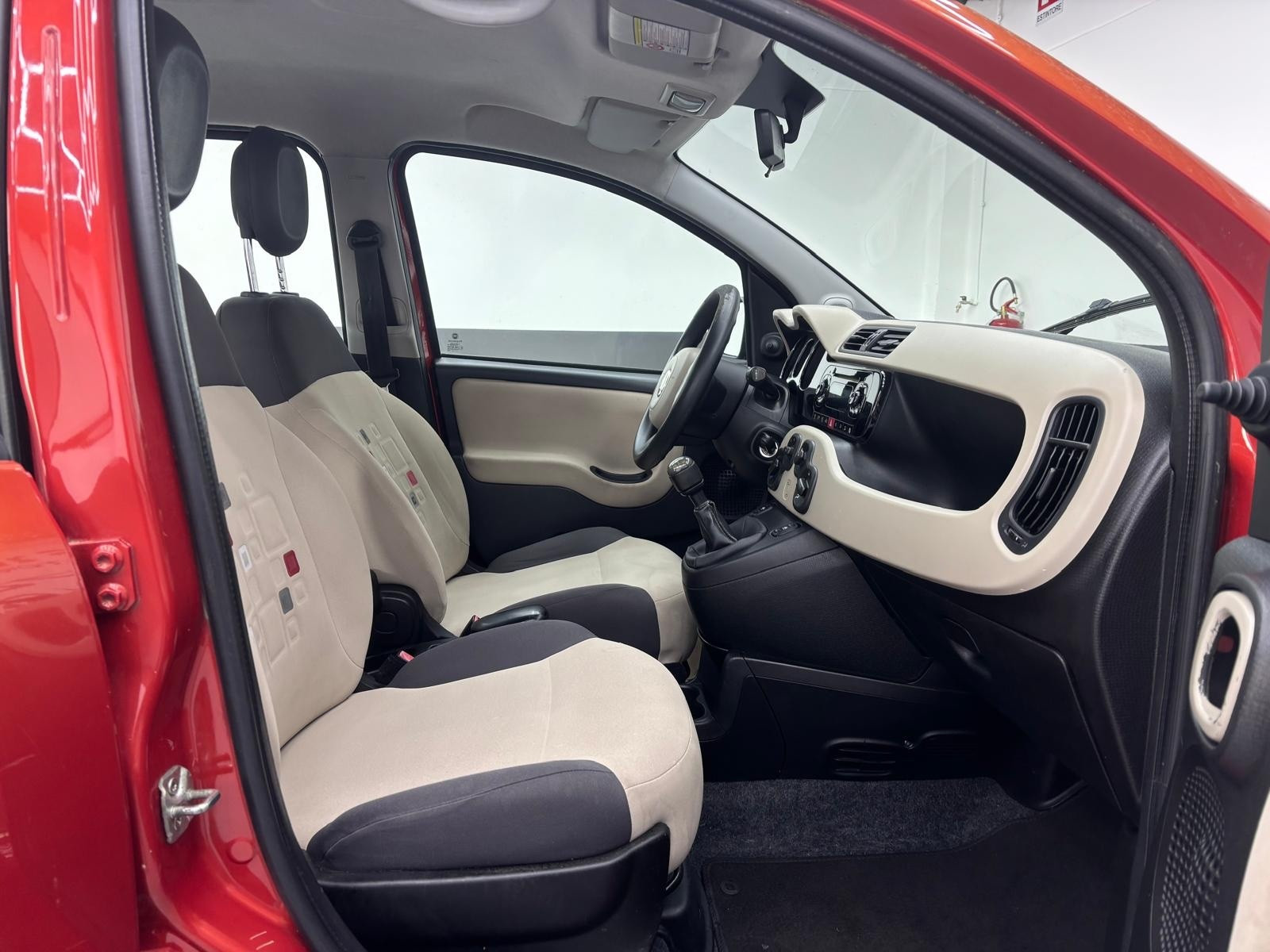 Fiat Panda Panda 1.3 MJT S&S Lounge usata a Cuneo - immagine 19