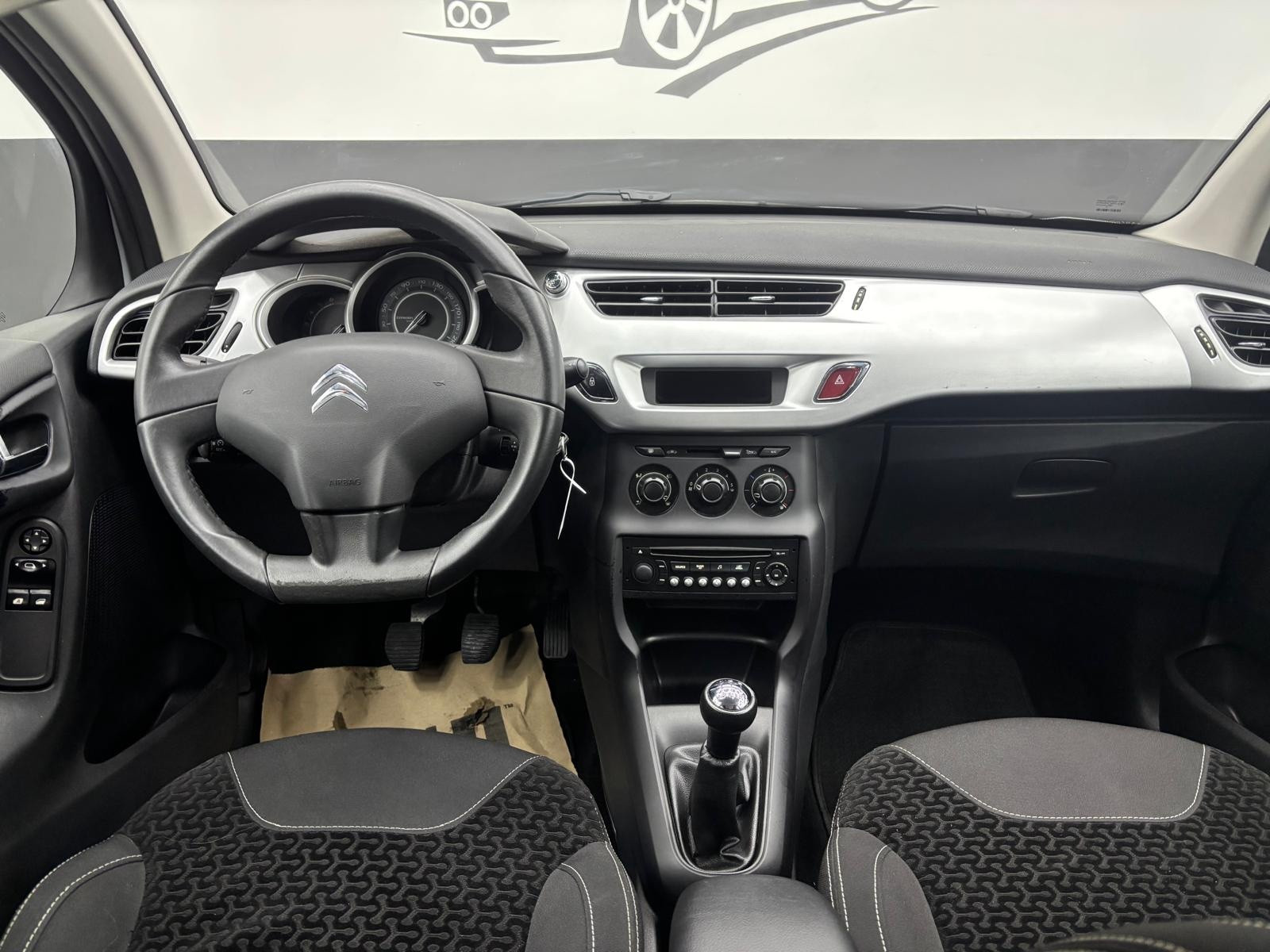 Citroen C3 C3 1.1 Eco Energy G Exclusive usata a Cuneo - immagine 21